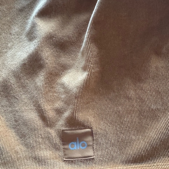 Alo Top - Picture 3 of 3